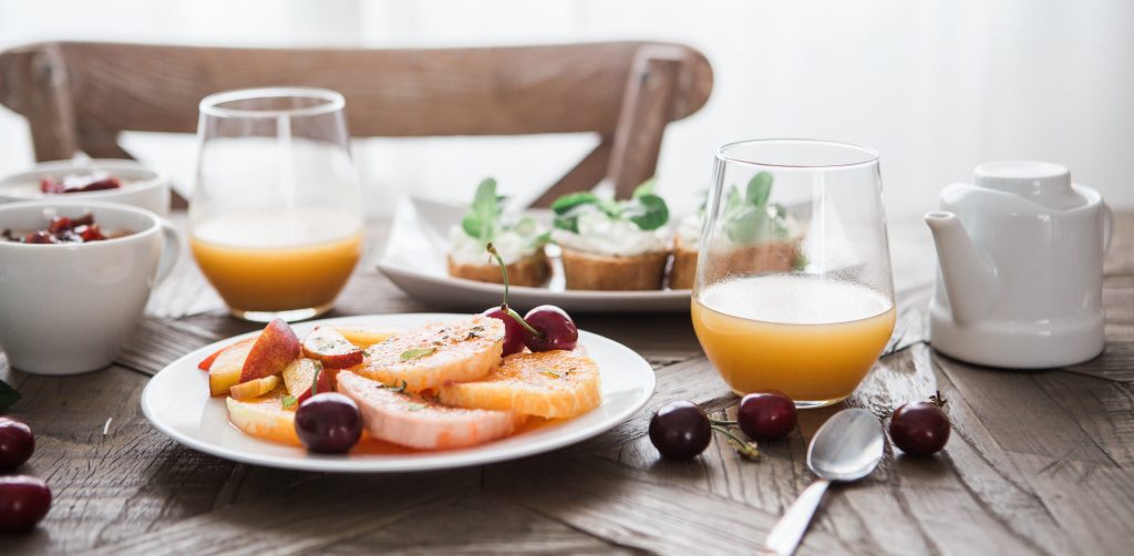 breakfast_table